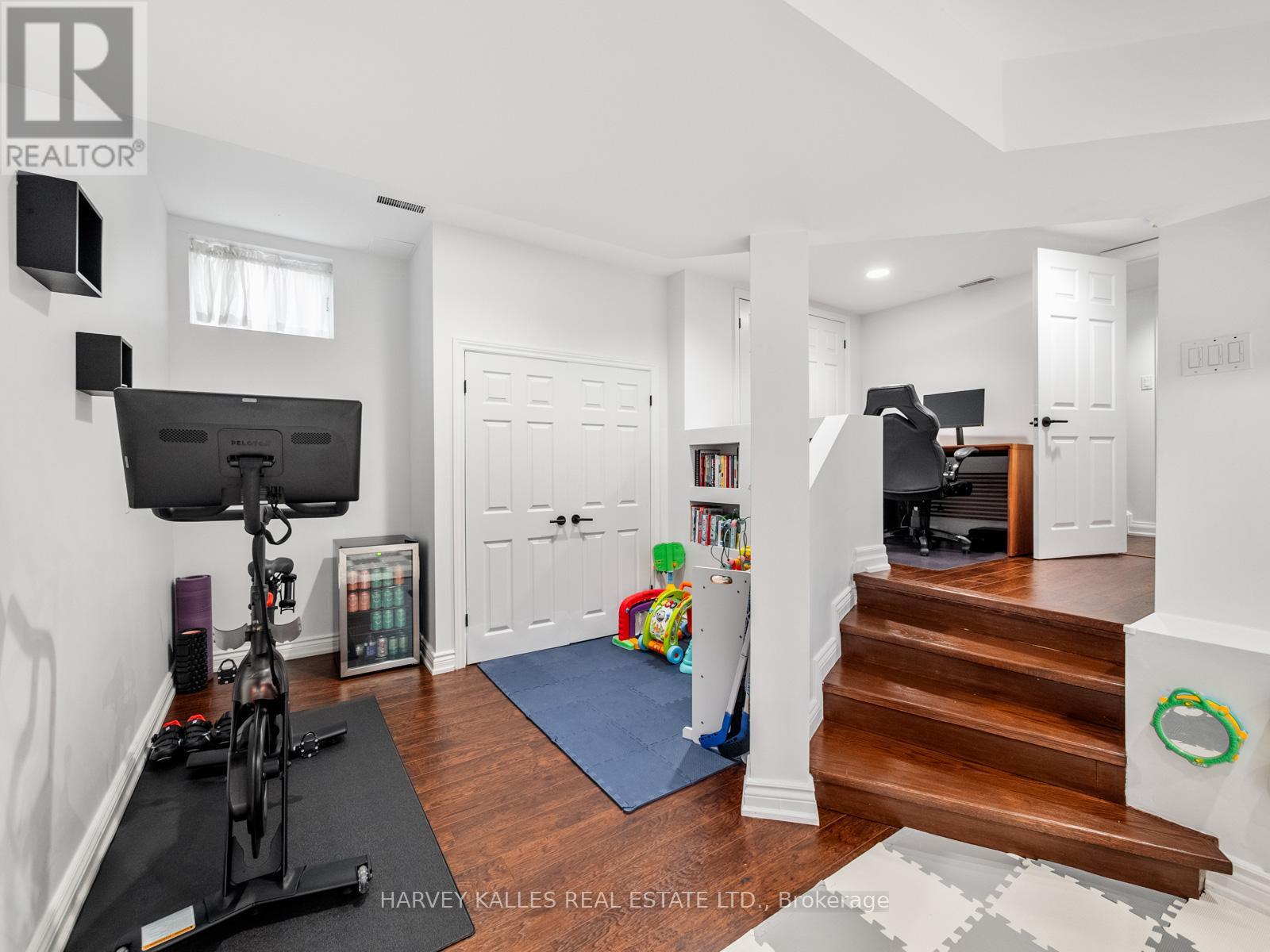 431 Douglas Avenue, Toronto, Ontario  M5M 1H3 - Photo 28 - C12996118