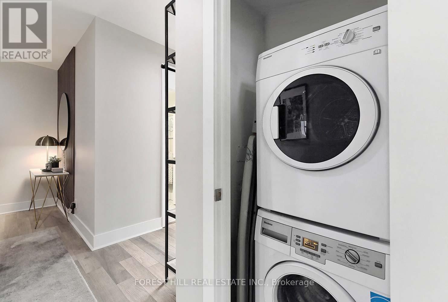 2407 - 32 Davenport Road, Toronto, Ontario  M5R 0B5 - Photo 33 - C12996164