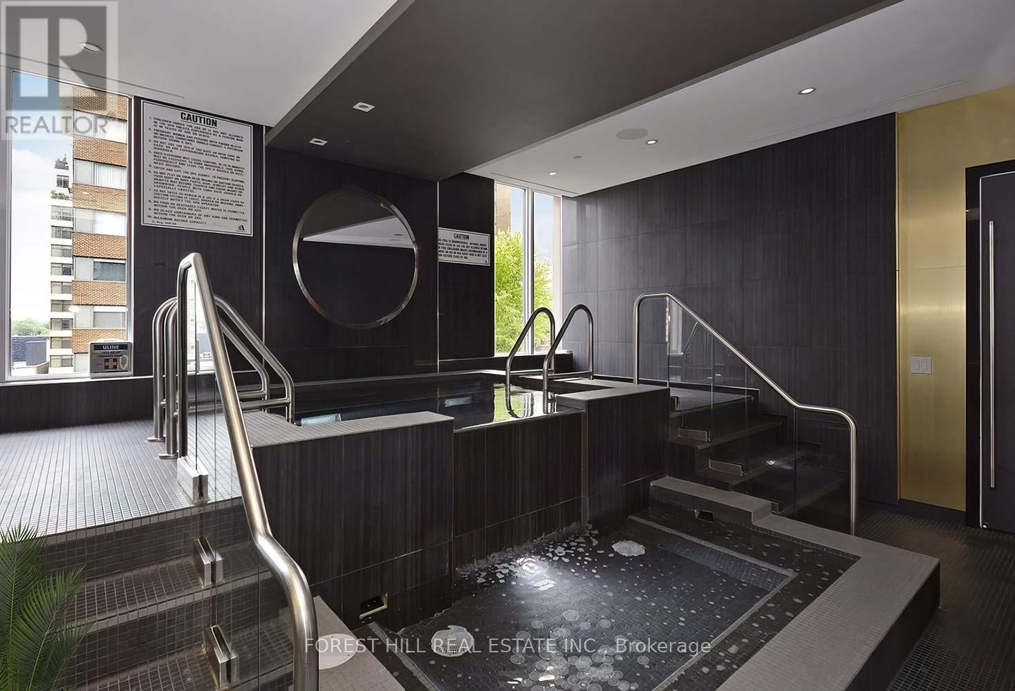 2407 - 32 Davenport Road, Toronto, Ontario  M5R 0B5 - Photo 36 - C12996164