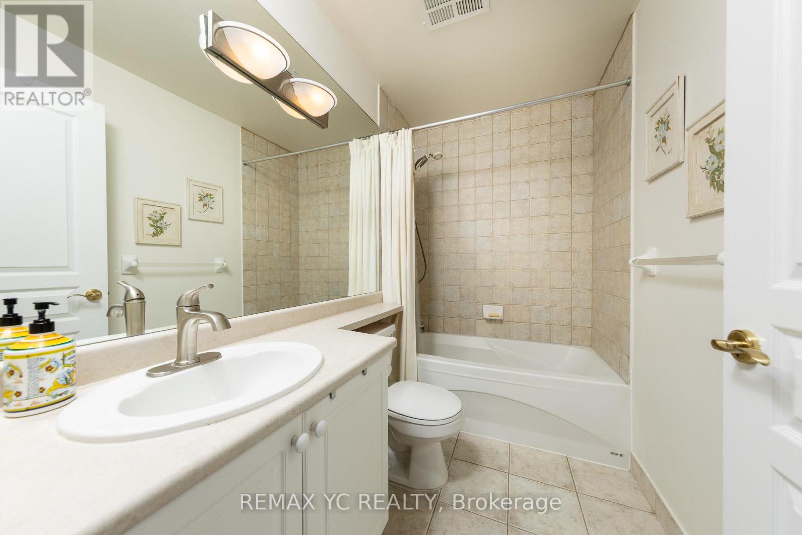 802 - 28 Byng Avenue, Toronto, Ontario  M2N 7H4 - Photo 17 - C12996204