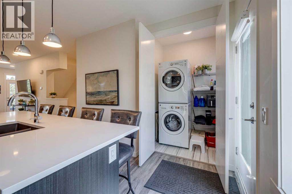 614 Greenbriar Common Nw, Calgary, Alberta  T3B 6J2 - Photo 11 - A2281393