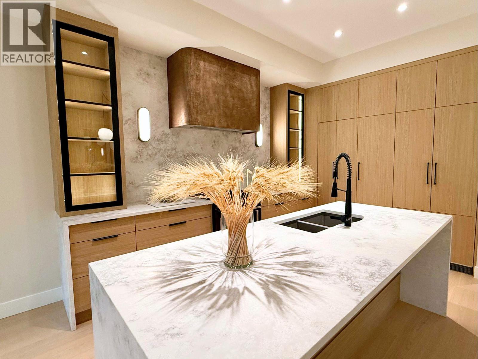 781 Martin Avenue Unit# 4, Kelowna, British Columbia  V1Y 6V4 - Photo 6 - 10367614