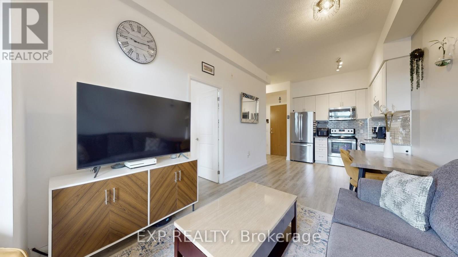 206 - 2800 KEELE STREET, Toronto, Ontario