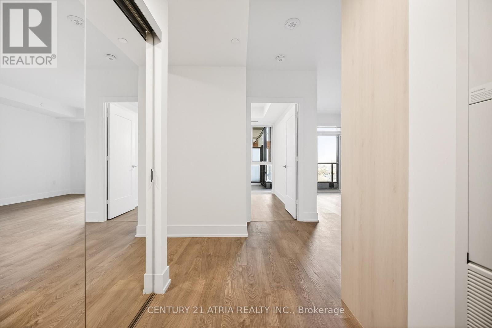 532 - 858 Dupont Street, Toronto, Ontario M6G 0C1 - Photo 6 - W12990562