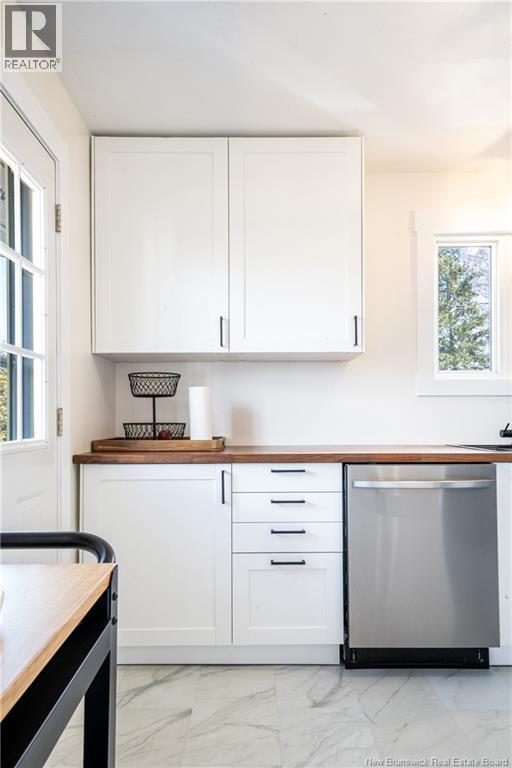 74 Cartier Street, Shediac, New Brunswick  E4P 1L3 - Photo 12 - NB135962