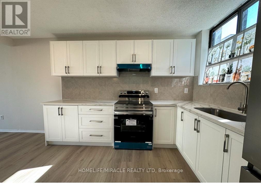 303 - 665 Kennedy Road, Toronto, Ontario  M1K 5E2 - Photo 2 - E12995966