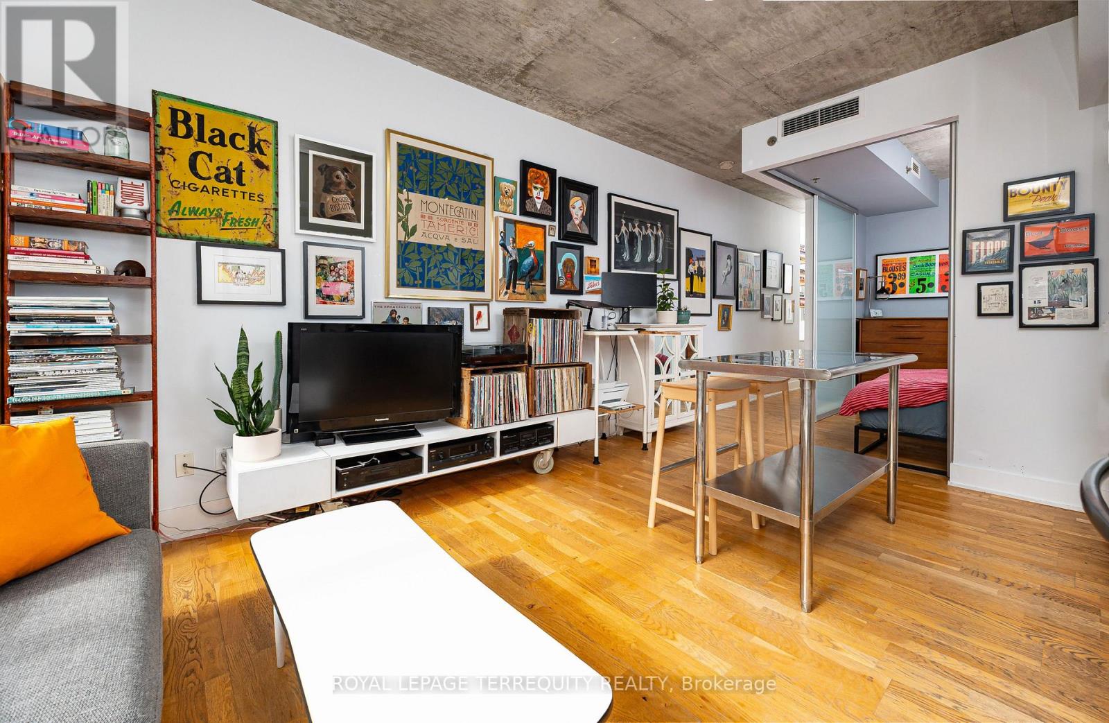 201 - 630 Queen Street E, Toronto, Ontario  M4M 1G3 - Photo 7 - E12995974