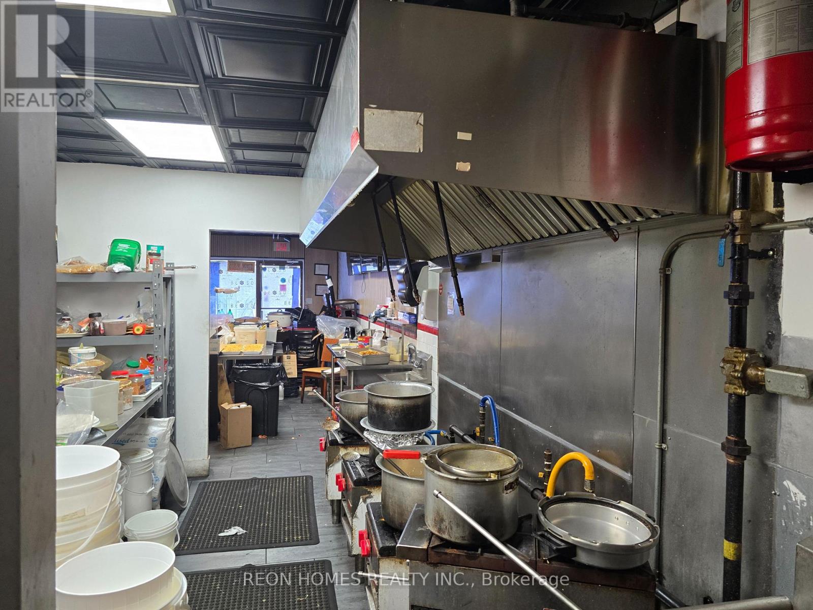 11 - 1240 Simcoe Street N, Oshawa, Ontario  L1G 4X3 - Photo 2 - E12996048