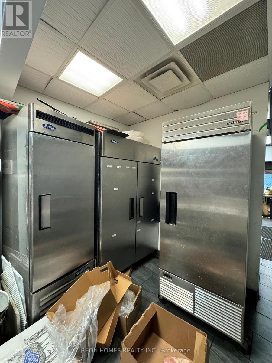 11 - 1240 Simcoe Street N, Oshawa, Ontario  L1G 4X3 - Photo 3 - E12996048