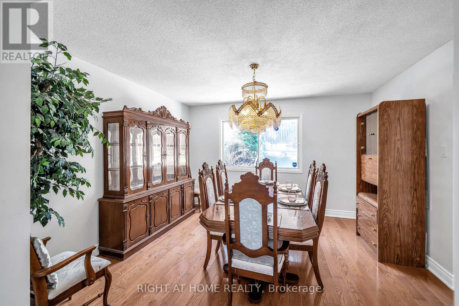 1657 Dellbrook Avenue, Pickering, Ontario  L1X 2B8 - Photo 12 - E12996080