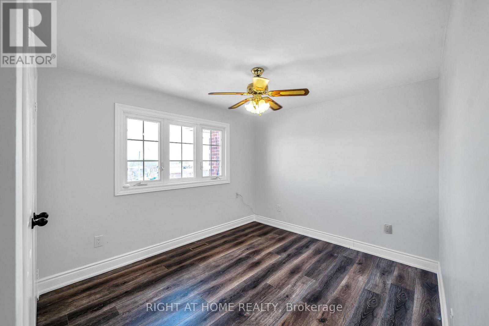 1657 Dellbrook Avenue, Pickering, Ontario  L1X 2B8 - Photo 30 - E12996080