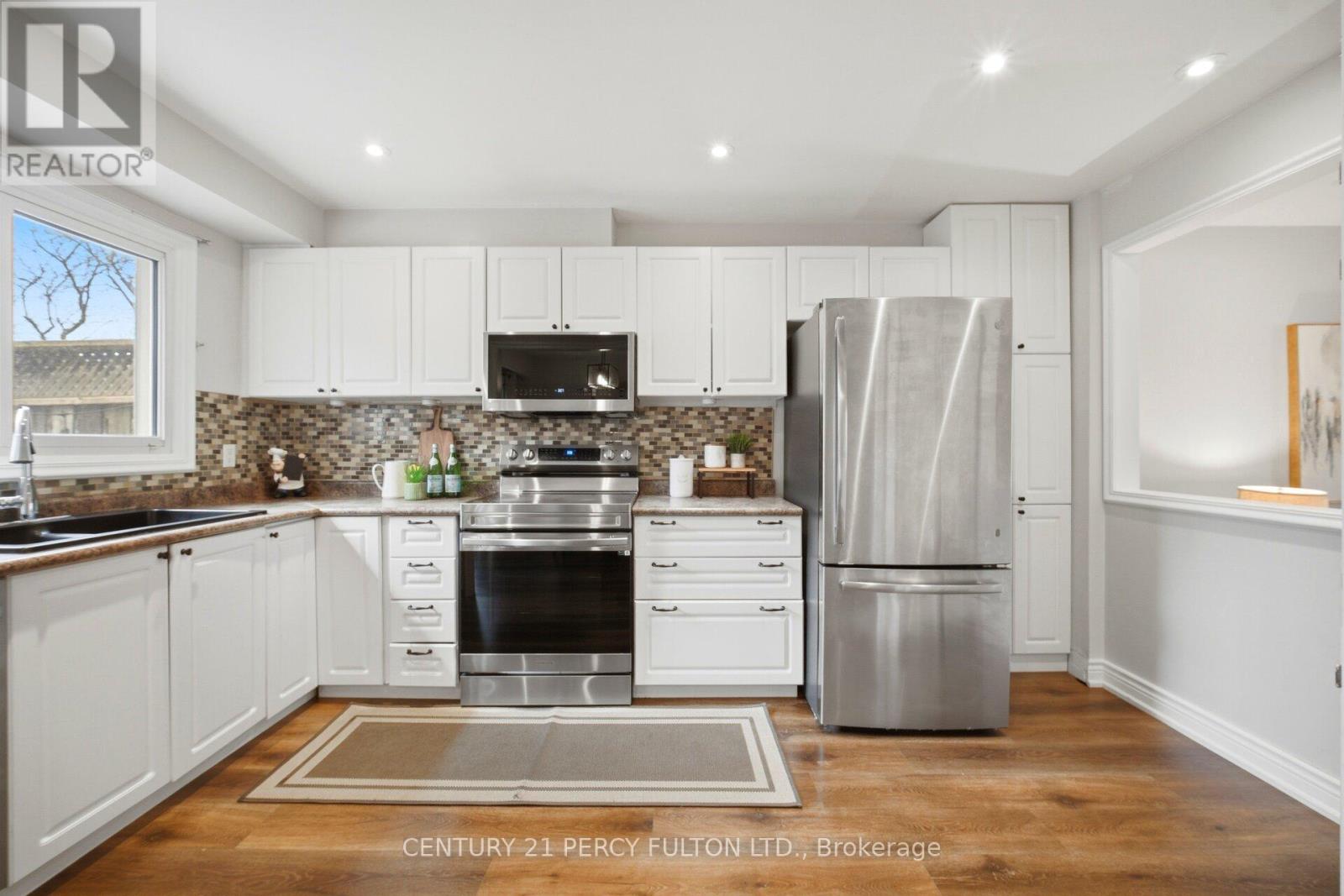 1786 Listowell Crescent, Pickering, Ontario  L1V 2Y3 - Photo 9 - E12996082