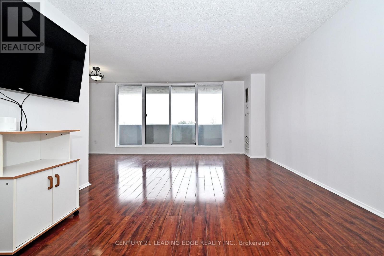 609 - 100 Prudential Drive, Toronto, Ontario  M1P 4V4 - Photo 7 - E12996138