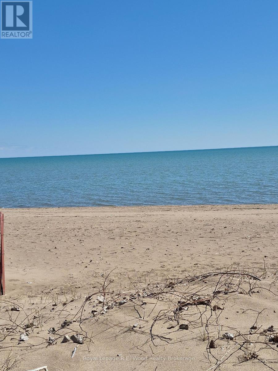 For Sale: 4 JENNY WREN LANE, Norfolk (Turkey Point), ON | 4 Bed, 3 Bath House for $295,000. See 26 photos!