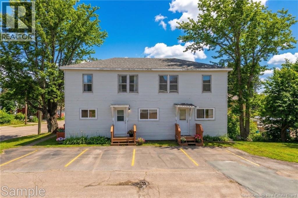 2 Copp Street, Sackville, New Brunswick  E4L 3T7 - Photo 1 - NB137177