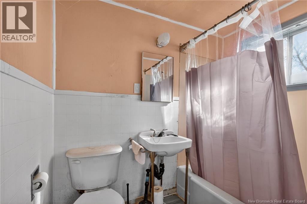 2 Copp Street, Sackville, New Brunswick  E4L 3T7 - Photo 33 - NB137177