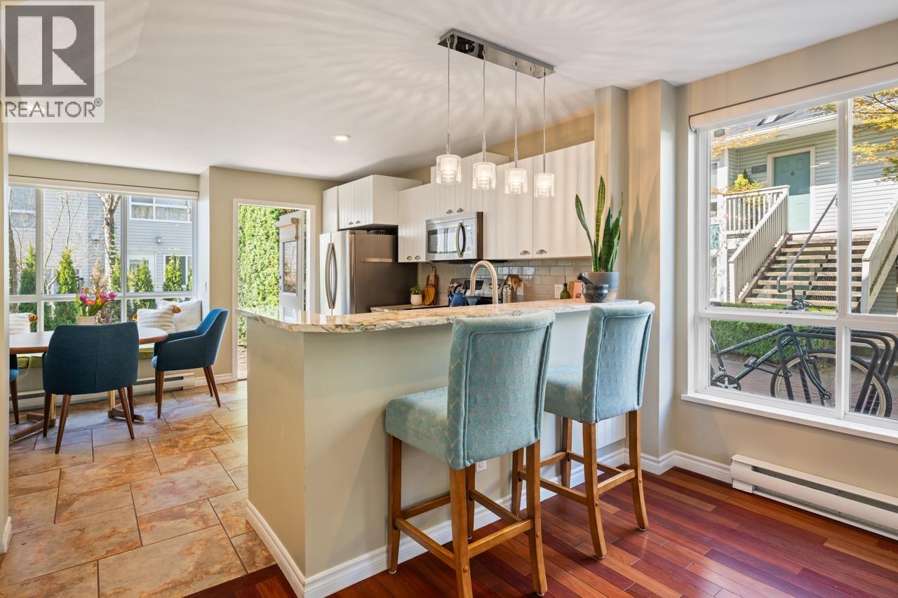 7350 Hawthorne Terrace, Burnaby, British Columbia  V5E 4M4 - Photo 12 - R3110241