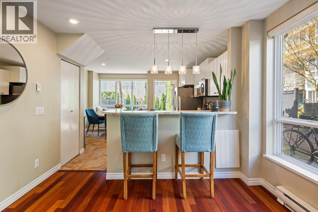 7350 Hawthorne Terrace, Burnaby, British Columbia  V5E 4M4 - Photo 13 - R3110241