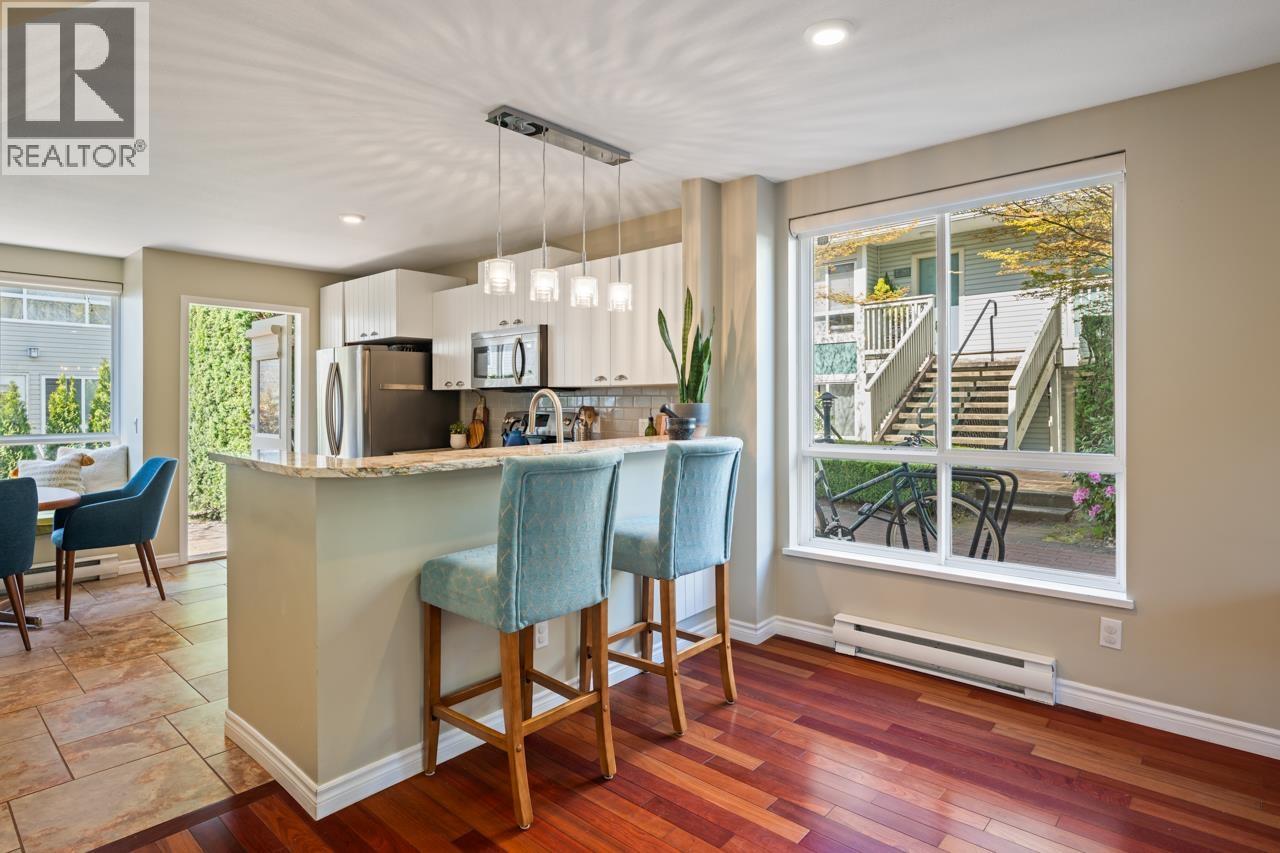 7350 Hawthorne Terrace, Burnaby, British Columbia  V5E 4M4 - Photo 11 - R3110241