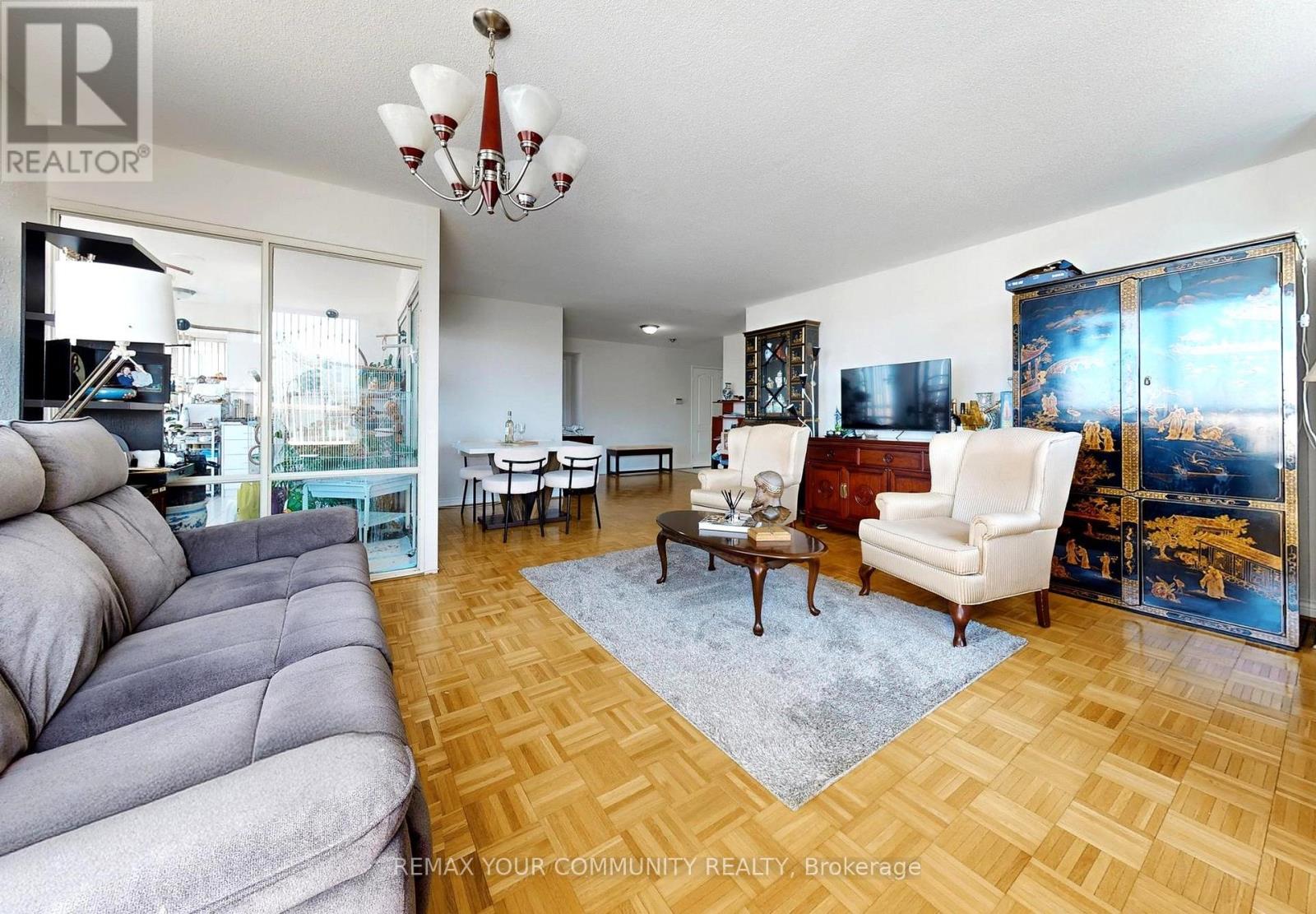 514 - 7 Townsgate Drive, Vaughan, Ontario  L4J 7Z9 - Photo 10 - N12996044