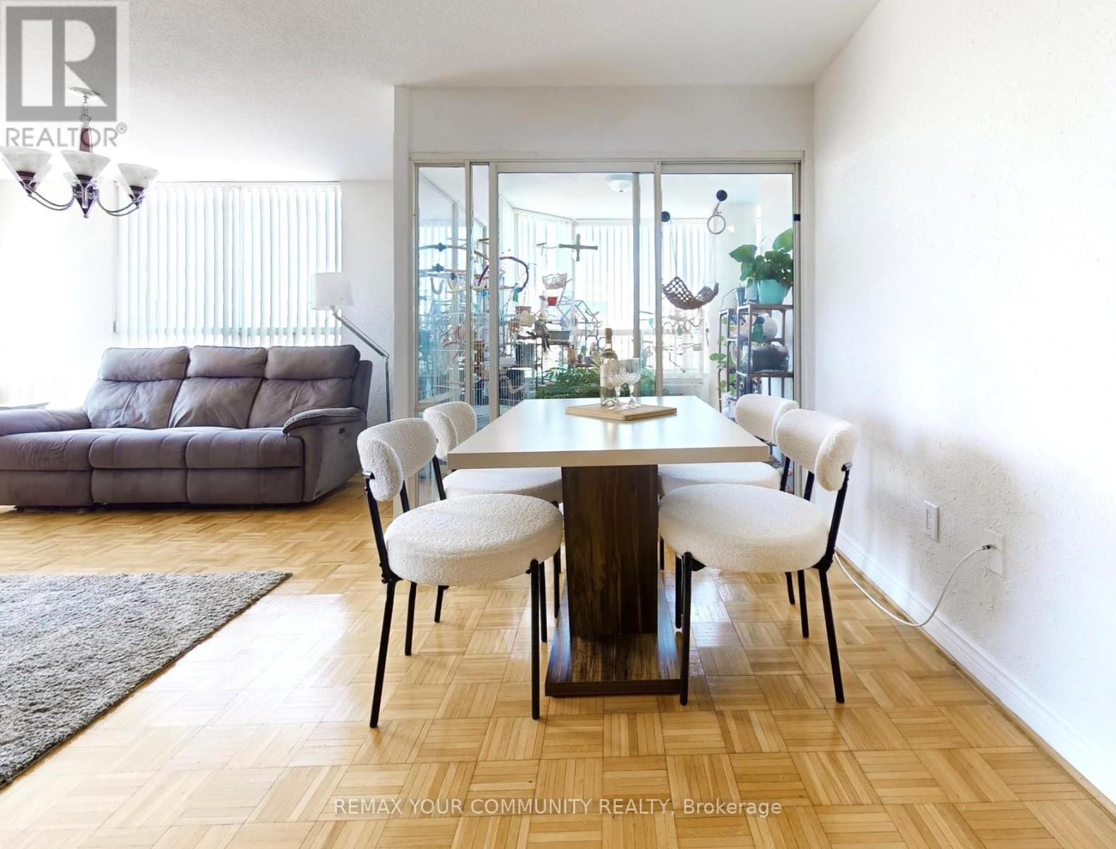 514 - 7 Townsgate Drive, Vaughan, Ontario  L4J 7Z9 - Photo 13 - N12996044