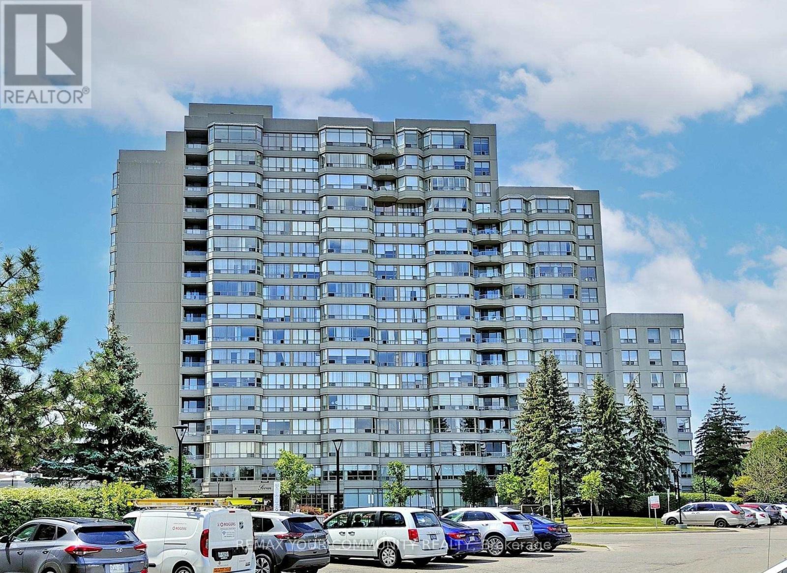 514 - 7 Townsgate Drive, Vaughan, Ontario  L4J 7Z9 - Photo 2 - N12996044