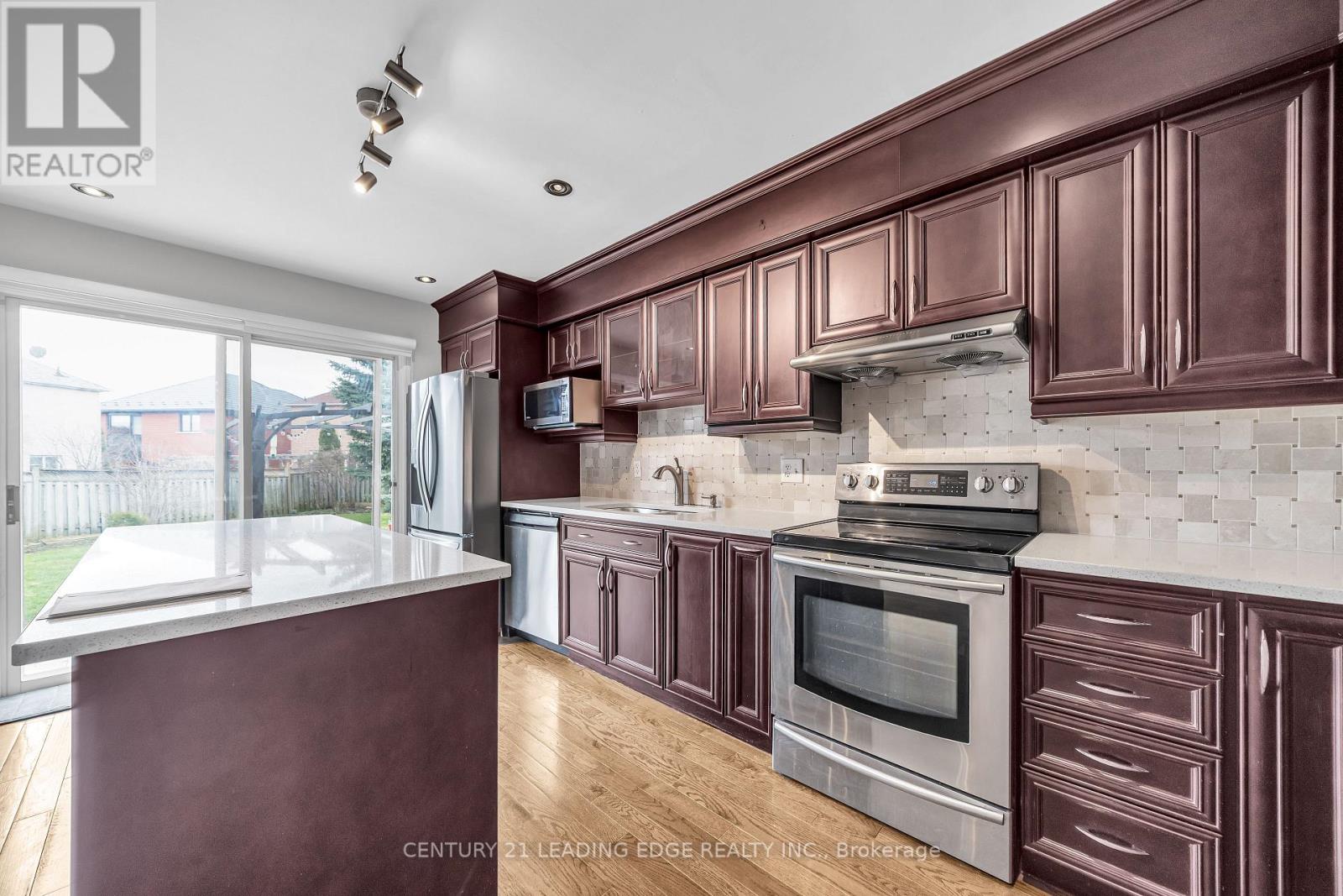 19 Connery Crescent, Markham, Ontario L3S 4E5 - Photo 11 - N12996188