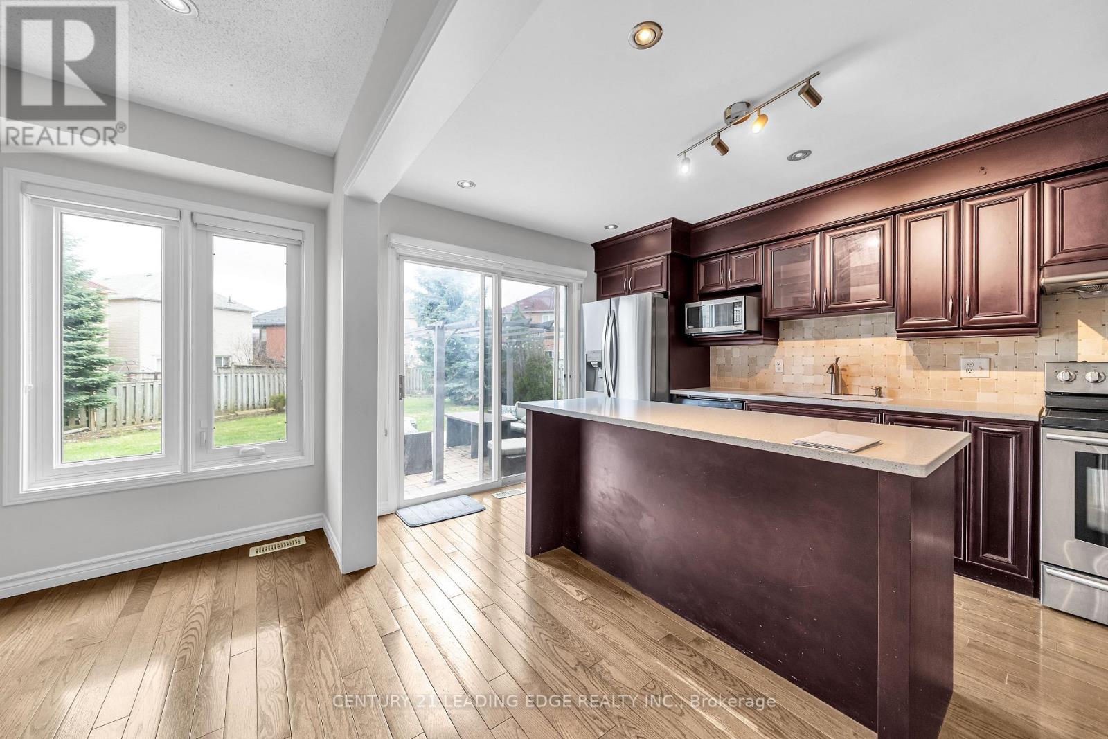 19 Connery Crescent, Markham, Ontario L3S 4E5 - Photo 13 - N12996188