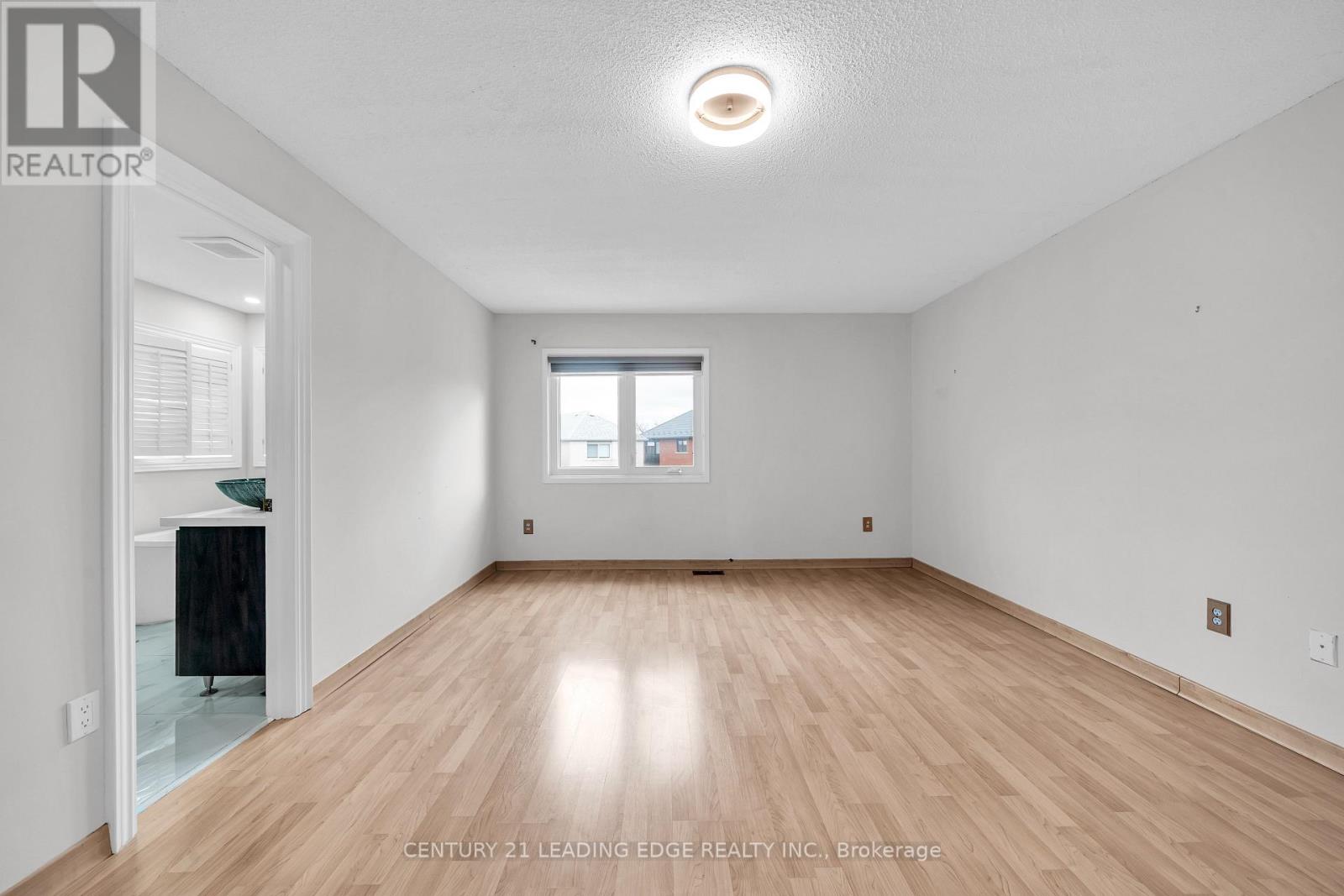 19 Connery Crescent, Markham, Ontario L3S 4E5 - Photo 18 - N12996188