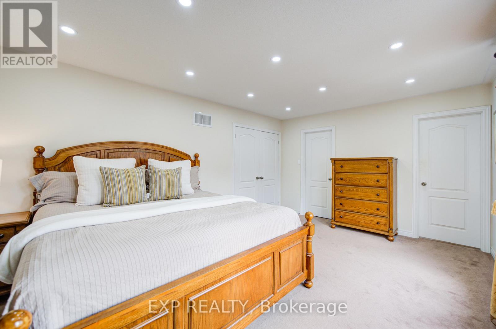 20 Everett Street, Markham, Ontario  L6E 2A4 - Photo 22 - N12996194