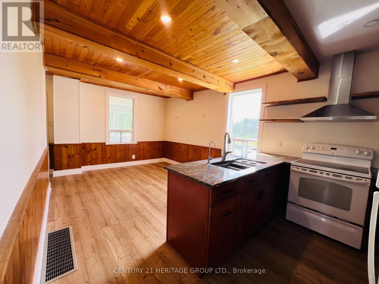 3526 Line 13 Line, Bradford West Gwillimbury, Ontario  L0L 1L0 - Photo 7 - N12996226