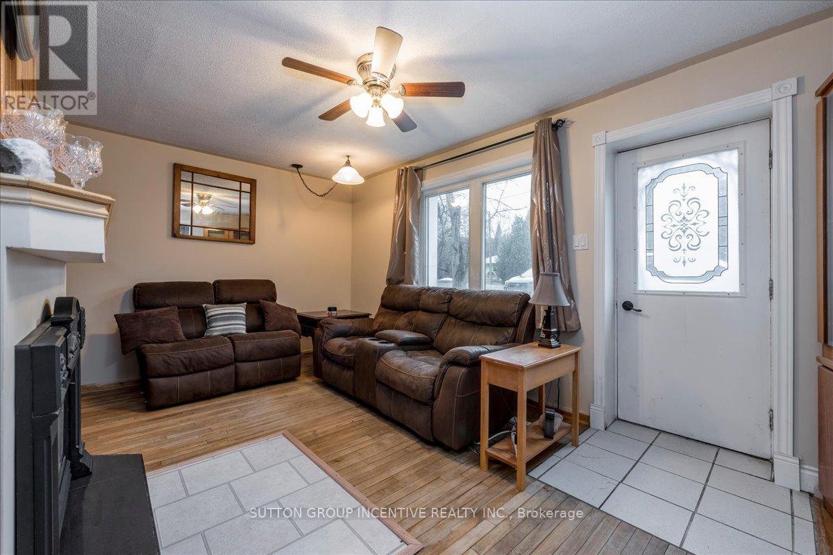 8993 5th Line, Essa, Ontario  L3W 0C7 - Photo 2 - N12996286