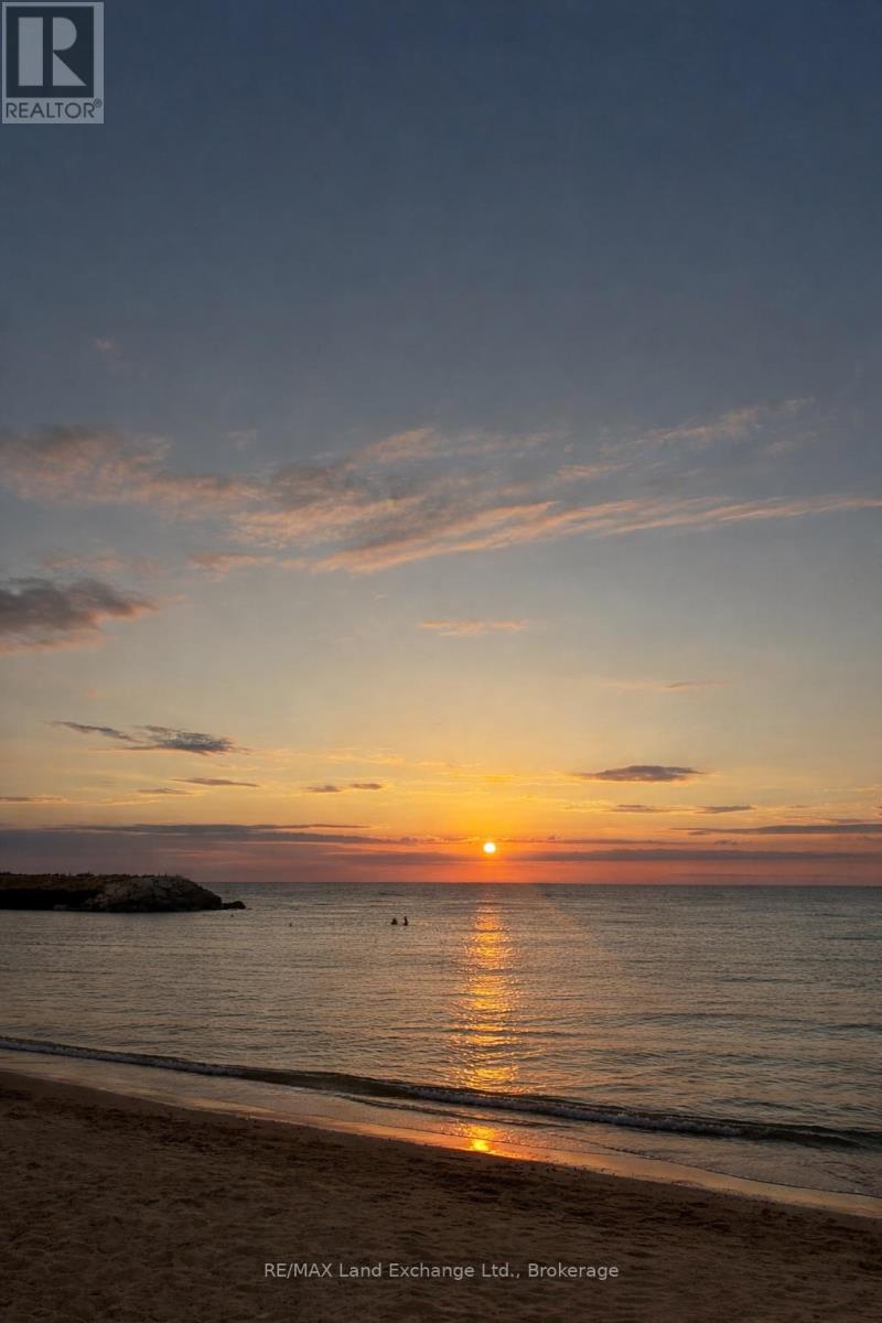 819 Wilson Avenue, Huron-Kinloss, Ontario  N2Z 2X3 - Photo 26 - X12858214