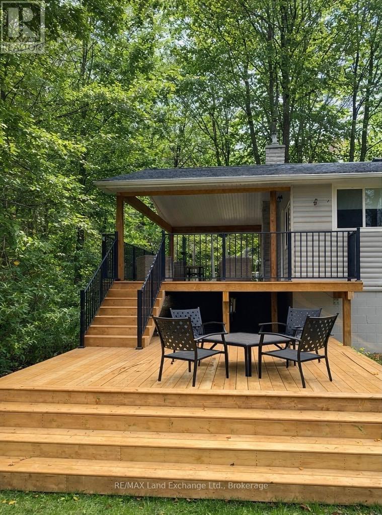 819 Wilson Avenue, Huron-Kinloss, Ontario  N2Z 2X3 - Photo 4 - X12858214