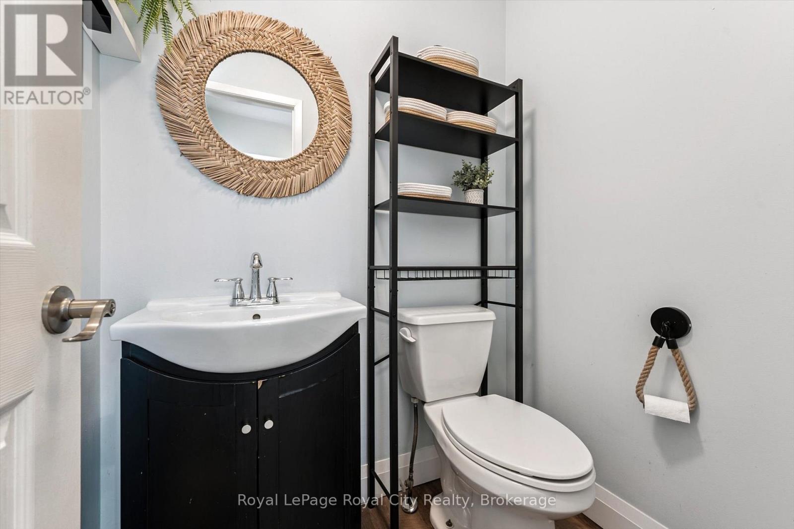 30 - 121 Bagot Street, Guelph, Ontario  N1H 5T8 - Photo 18 - X12975072