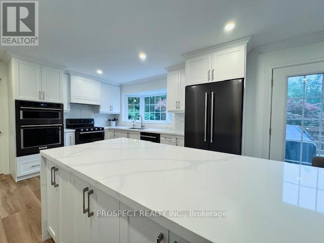 33 Gibson Lake Drive, Caledon, Ontario  L7E 4B3 - Photo 11 - W12995970