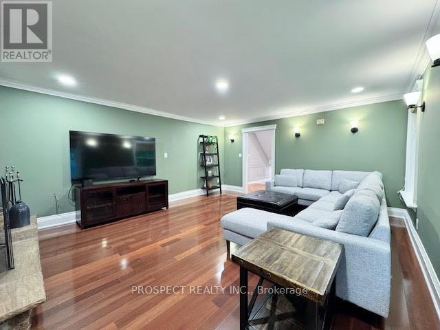 33 Gibson Lake Drive, Caledon, Ontario  L7E 4B3 - Photo 8 - W12995970