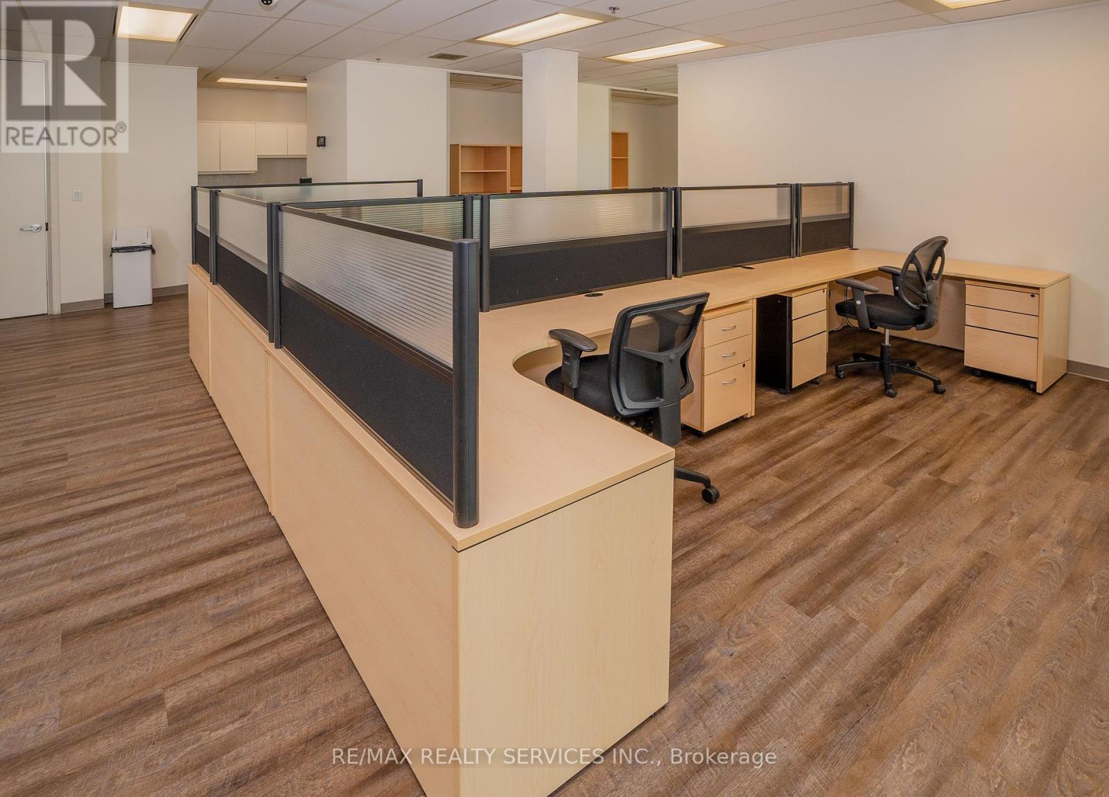 200 - B - 989 Derry Road, Mississauga, Ontario  L5T 2J8 - Photo 30 - W12996084