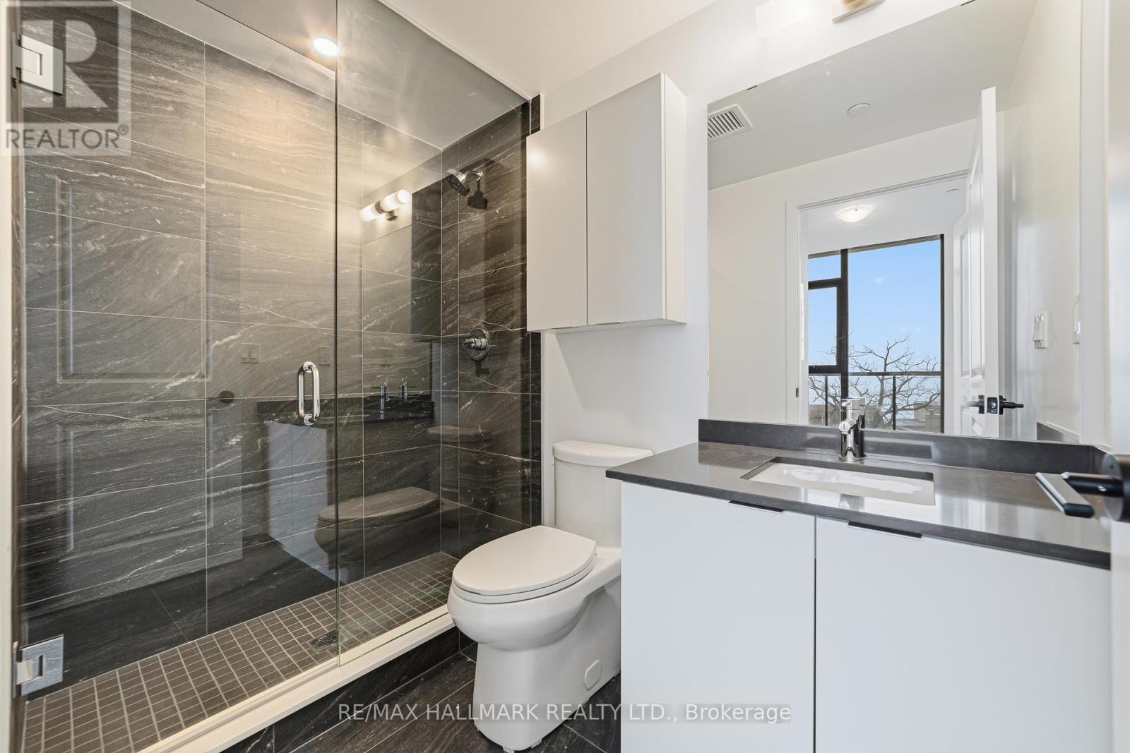 409 - 2075 Lakeshore Road N, Burlington, Ontario  L7R 1E2 - Photo 16 - W12996124