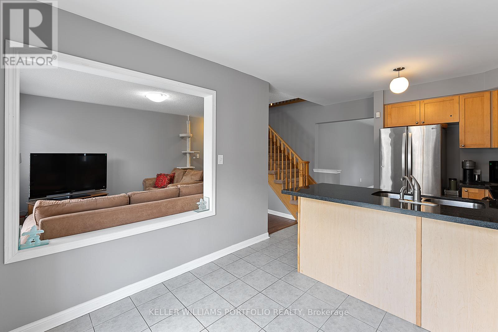 2412 Baintree Crescent, Oakville, Ontario  L6M 4X1 - Photo 18 - W12996144