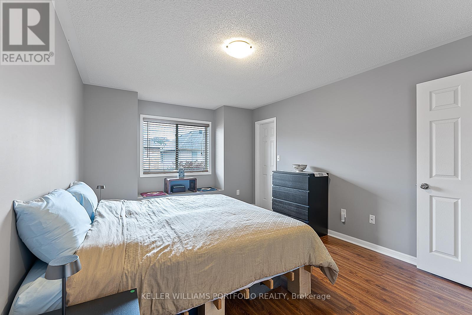 2412 Baintree Crescent, Oakville, Ontario  L6M 4X1 - Photo 29 - W12996144