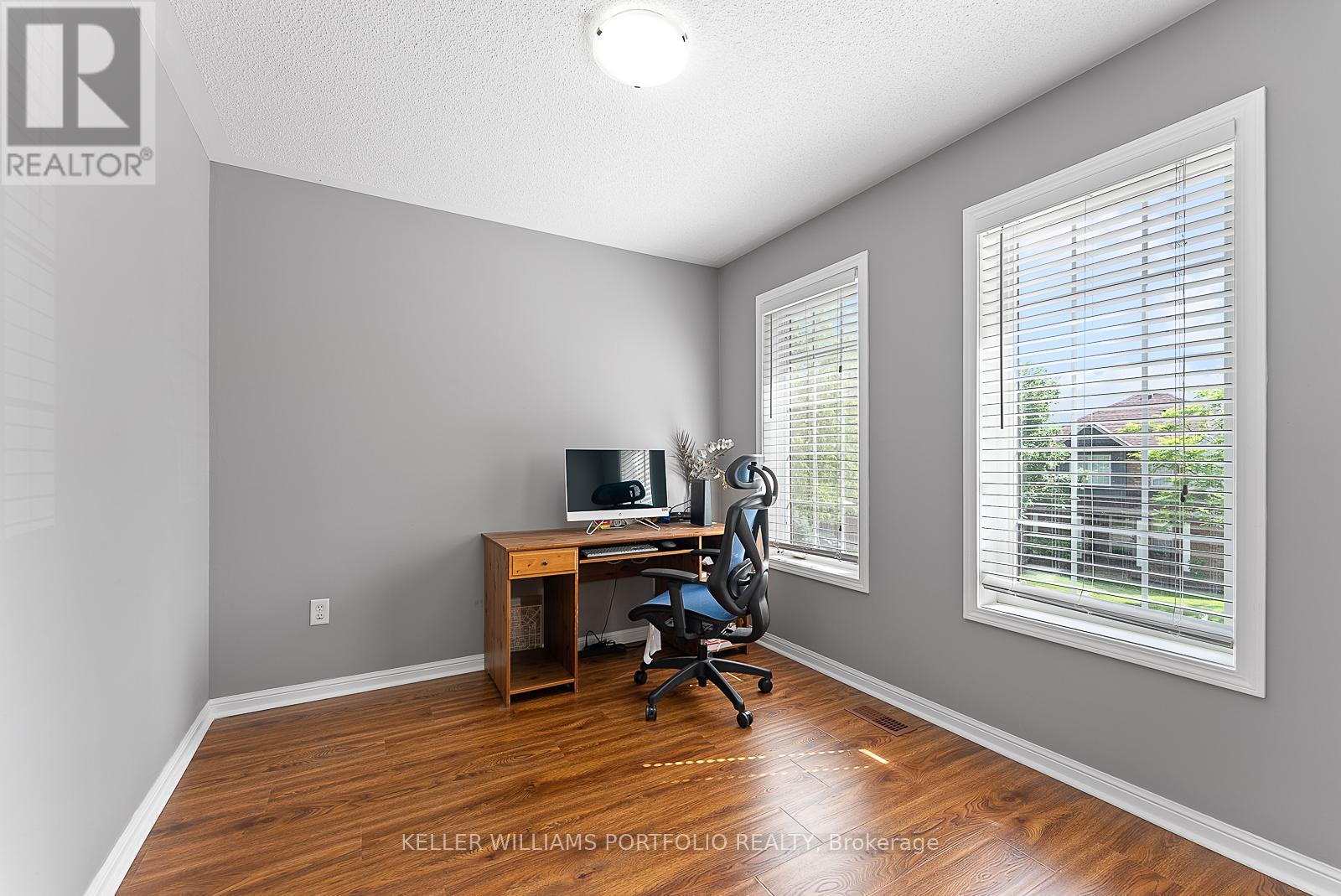 2412 Baintree Crescent, Oakville, Ontario  L6M 4X1 - Photo 38 - W12996144