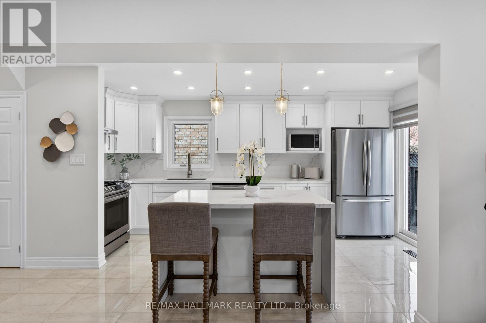 5733 Tayside Crescent, Mississauga, Ontario  L5M 5J4 - Photo 17 - W12996186