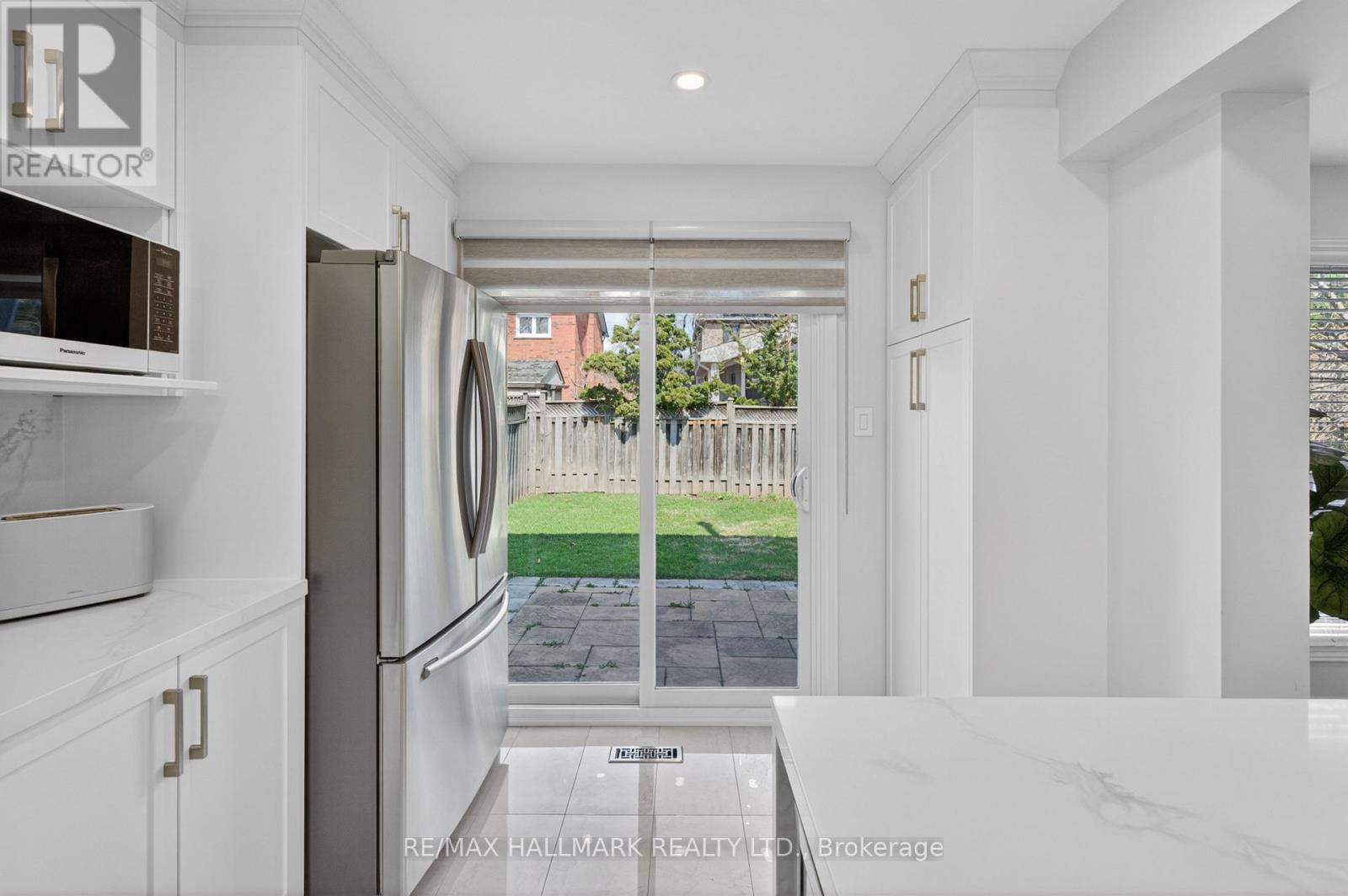 5733 Tayside Crescent, Mississauga, Ontario  L5M 5J4 - Photo 21 - W12996186