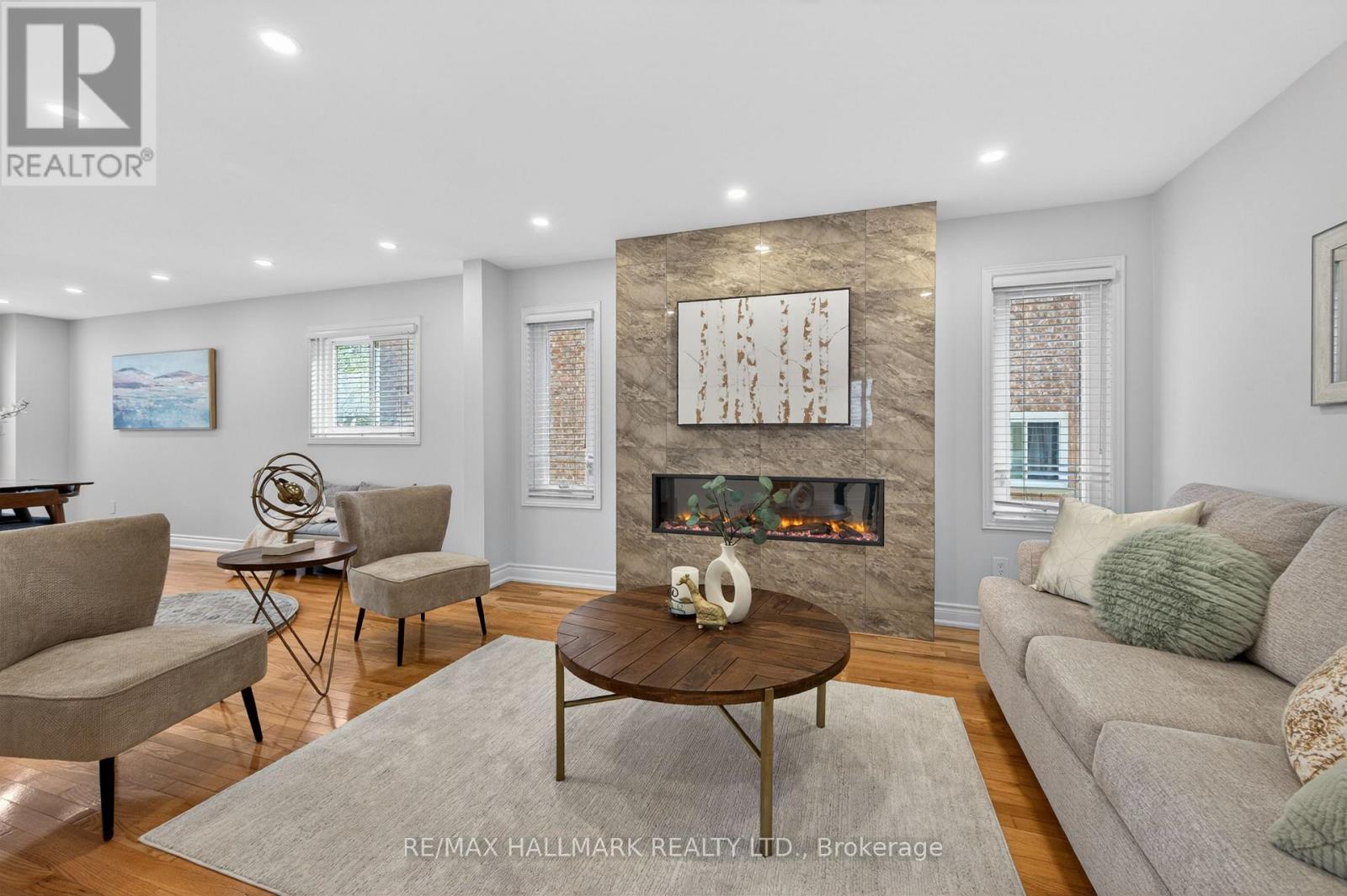 5733 Tayside Crescent, Mississauga, Ontario  L5M 5J4 - Photo 7 - W12996186