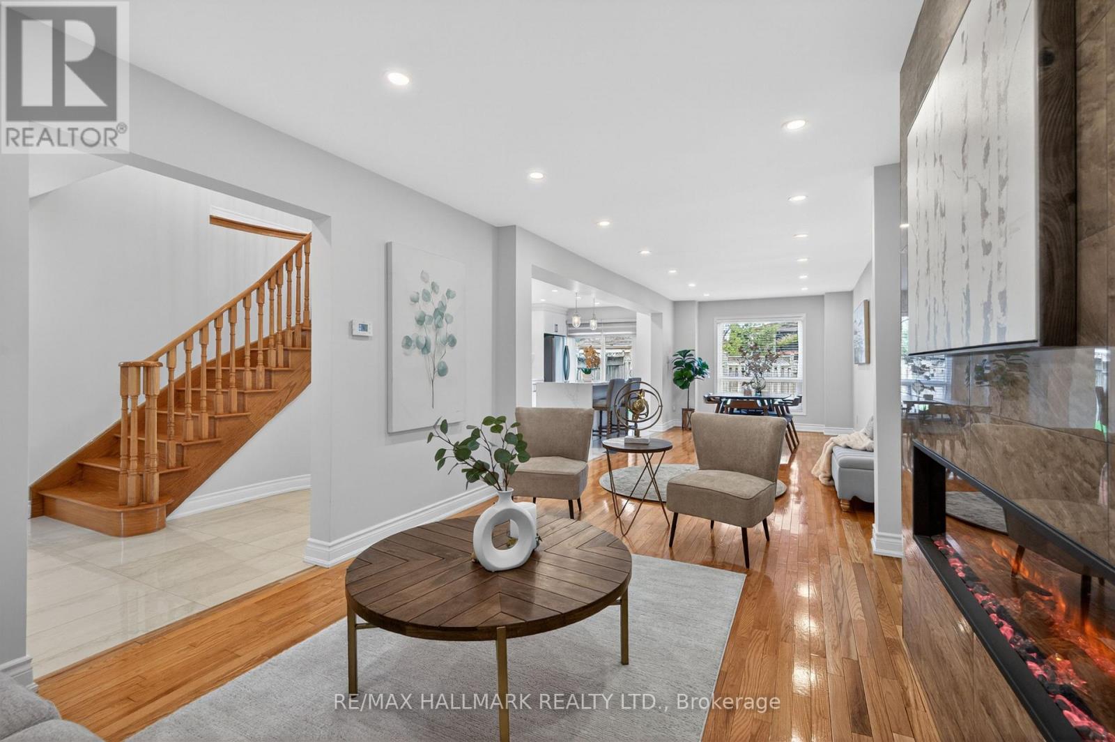 5733 Tayside Crescent, Mississauga, Ontario  L5M 5J4 - Photo 8 - W12996186