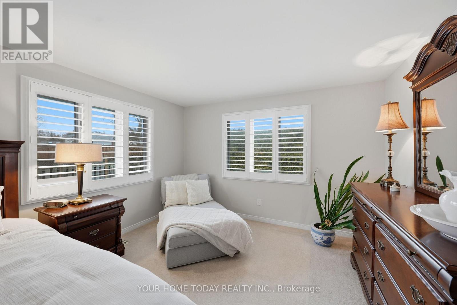 31 Chelvin Drive, Halton Hills, Ontario  L7G 4P8 - Photo 16 - W12996236