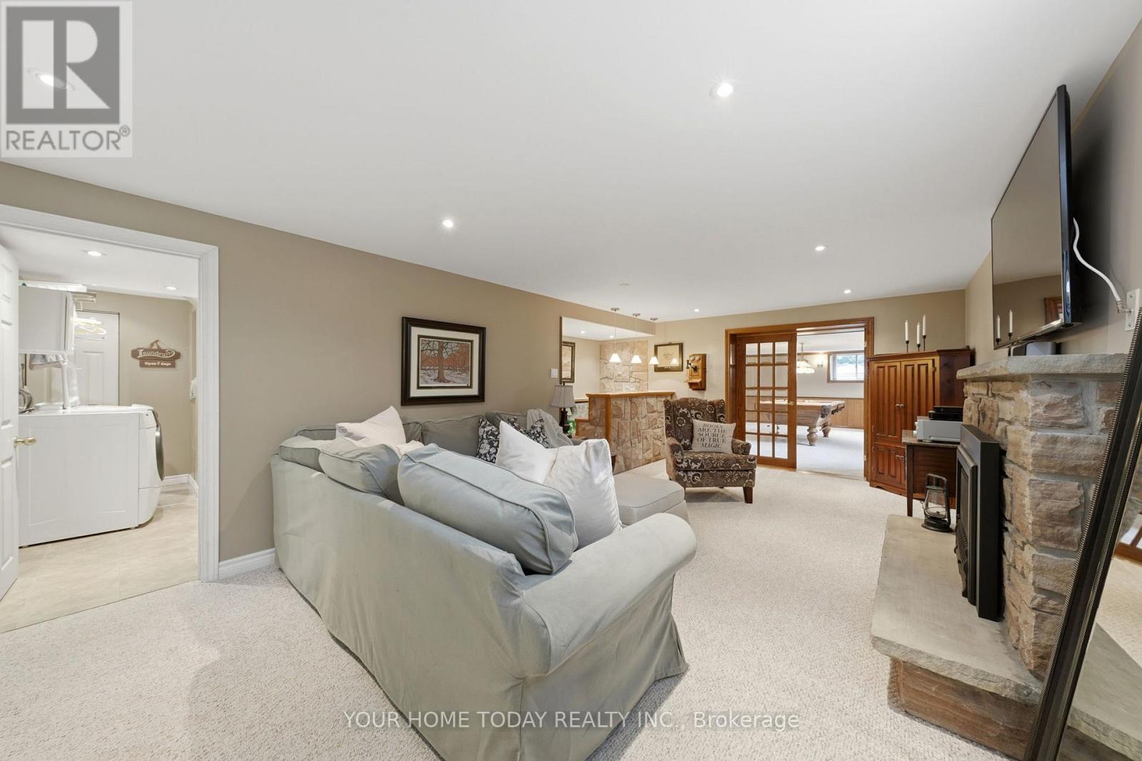 31 Chelvin Drive, Halton Hills, Ontario  L7G 4P8 - Photo 27 - W12996236