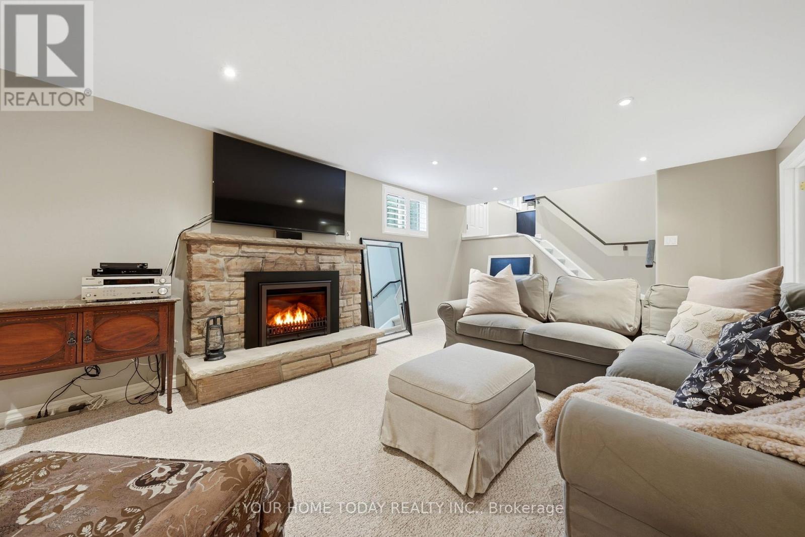 31 Chelvin Drive, Halton Hills, Ontario  L7G 4P8 - Photo 29 - W12996236