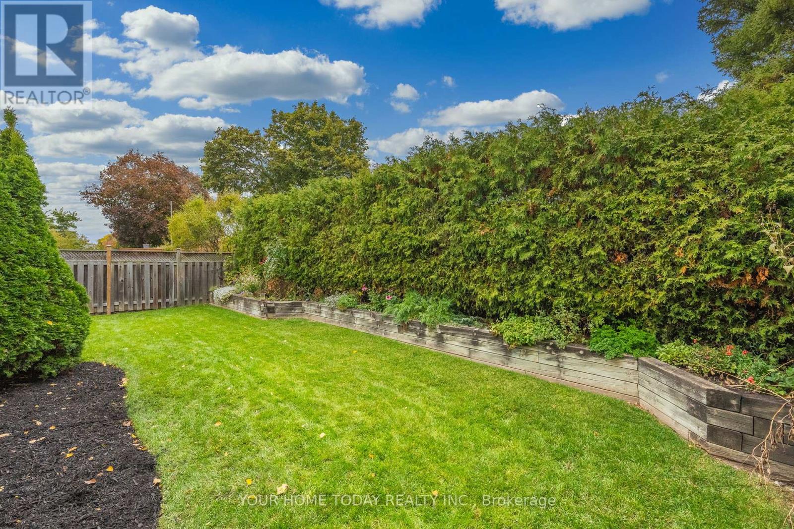 31 Chelvin Drive, Halton Hills, Ontario  L7G 4P8 - Photo 39 - W12996236